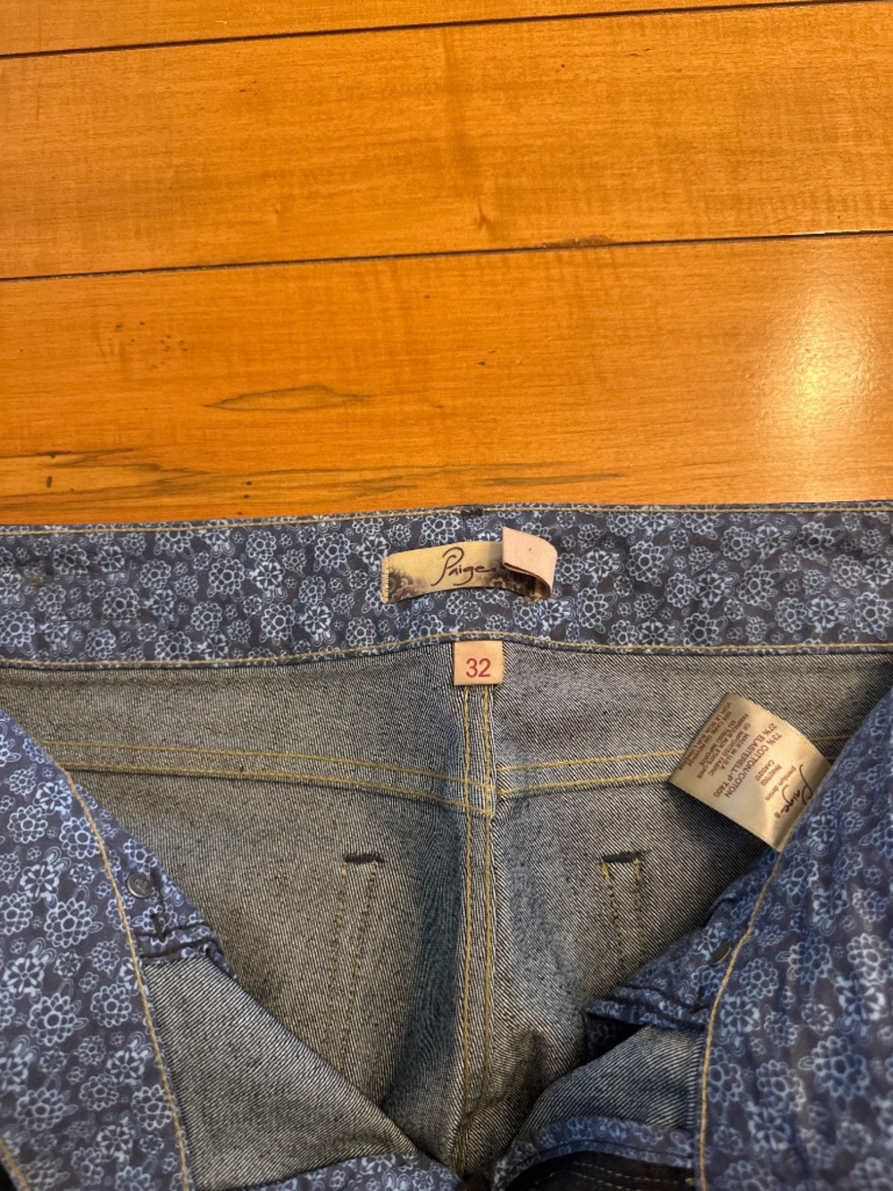 Jeans - Picture 3 of 3